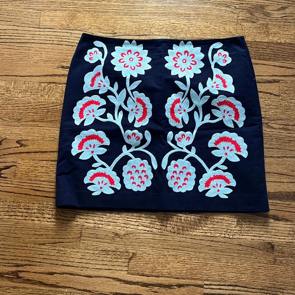 Boden | The Fun Embroidered skirt. A-line. Navy floral. US size 12